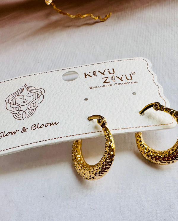 18K plated huggie hoops 01