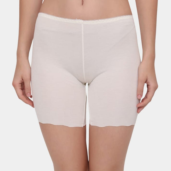 Seamless wave detail cycling shorts white