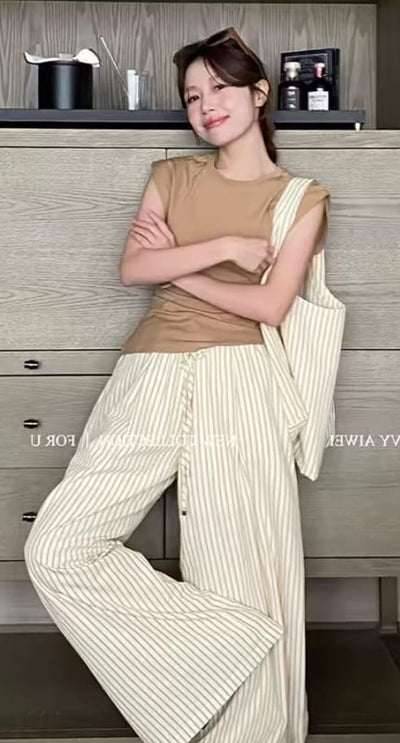 Stripe pant with basic tee and stripe bag 3 pcs set camel