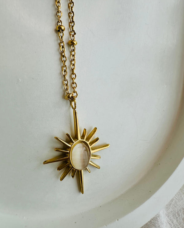 Solar Necklace ivory